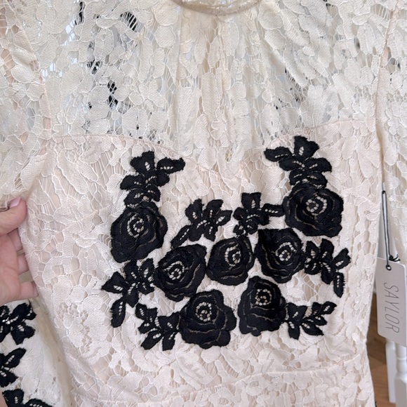 Saylor Ivory lace with Black Appliqué Romper, S - Picture 2 of 8